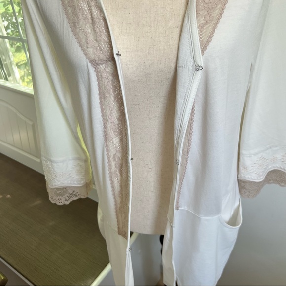 New LOGO By Lori Goldstein Cotton Embroidered Lace Front Hook Closure Tunic Top - Picture 8 of 16